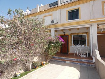 150802-town-house-for-sale-in-algorfa-2811575