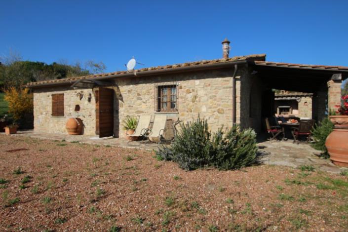 Image No.10-Ferme de 9 chambres à vendre à Chianni