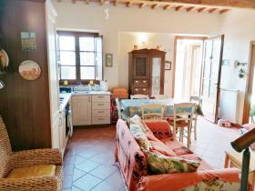 Image No.6-Appartement de 4 chambres à vendre à Volterra