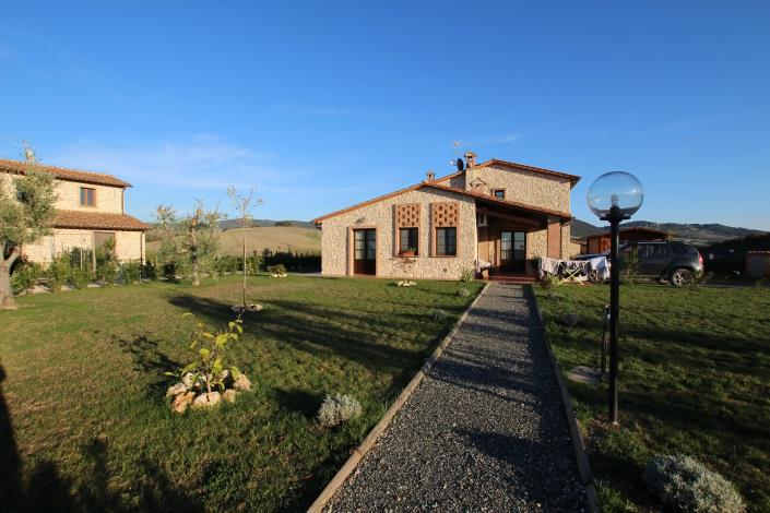 Image No.1-Chalet de 3 chambres à vendre à Volterra