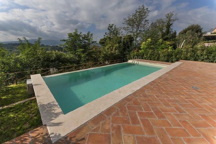 Image No.11-4 Bed Townhouse for sale