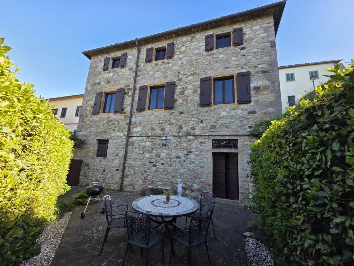 Image No.3-Appartement de 2 chambres à vendre à Lajatico