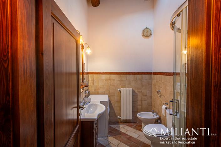 Image No.20-2 Bed Apartment for sale