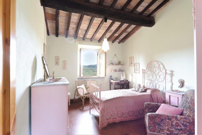 Image No.7-Ferme de 6 chambres à vendre à Pomarance