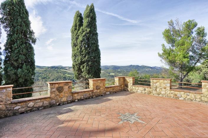 Image No.16-Ferme de 6 chambres à vendre à Pomarance