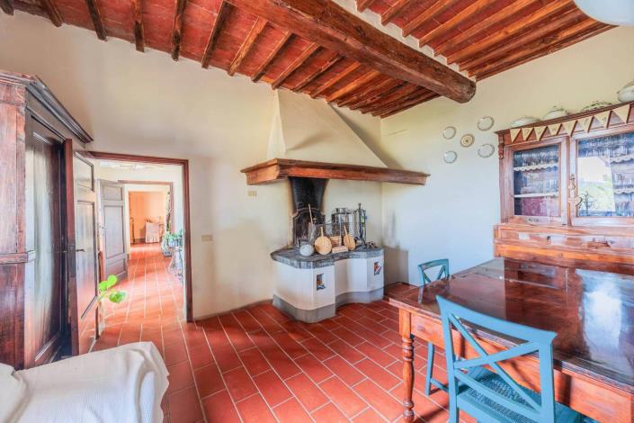 Image No.6-4 Bed Farmhouse for sale