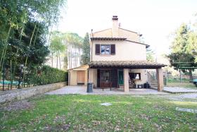 Image No.2-Appartement de 3 chambres à vendre à Volterra