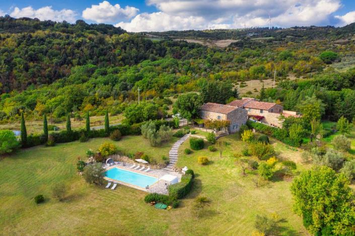 Image No.2-4 Bed Country House for sale