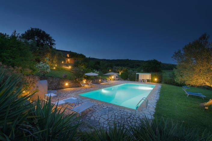 Image No.22-4 Bed Country House for sale