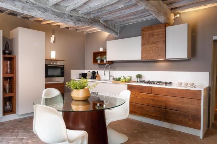 Image No.42-4 Bed Country House for sale