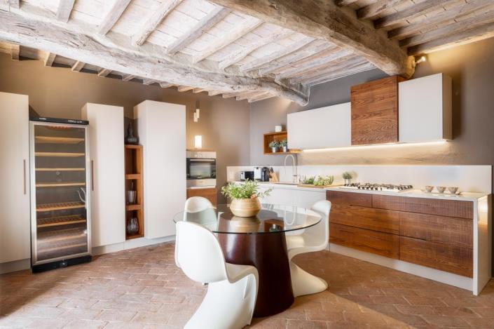 Image No.46-4 Bed Country House for sale