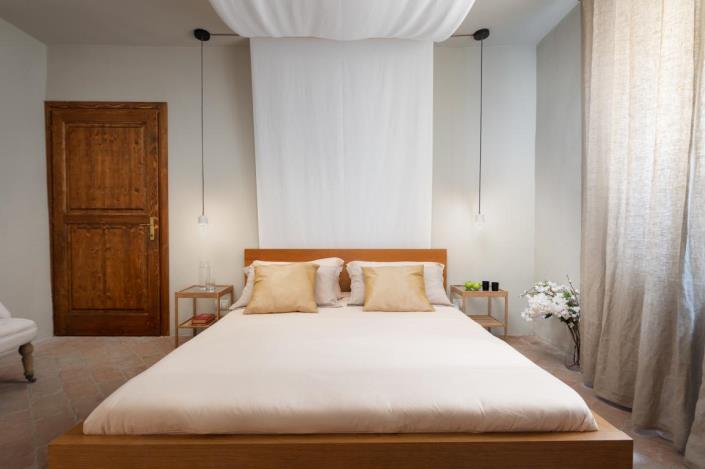 Image No.48-4 Bed Country House for sale