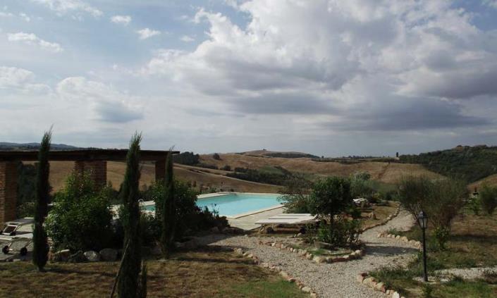 Image No.4-3 Bed Barn for sale