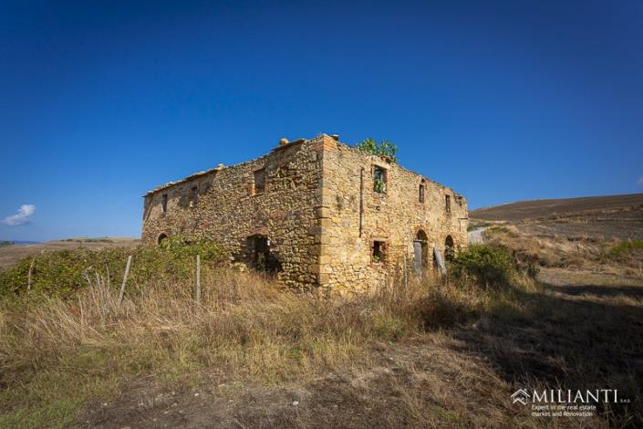 Image No.8-Farmhouse for sale