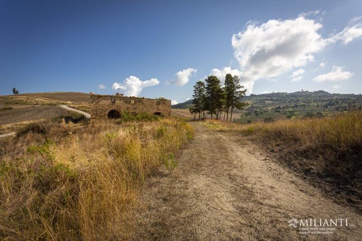 Image No.10-Farmhouse for sale