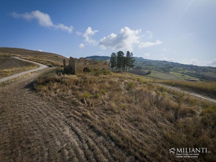 Image No.21-Farmhouse for sale
