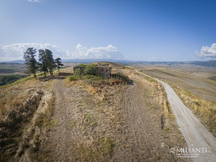 Image No.22-Farmhouse for sale