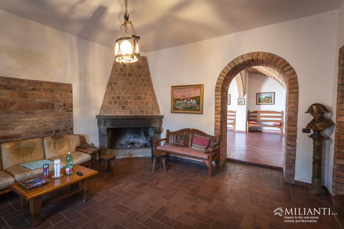 Image No.4-Ferme de 6 chambres à vendre à Montecatini Val di Cecina