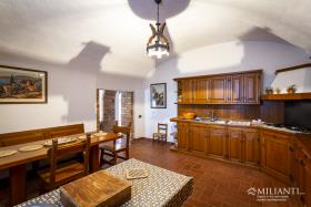 Image No.5-Ferme de 6 chambres à vendre à Montecatini Val di Cecina