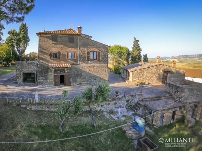 Image No.11-Ferme de 6 chambres à vendre à Montecatini Val di Cecina
