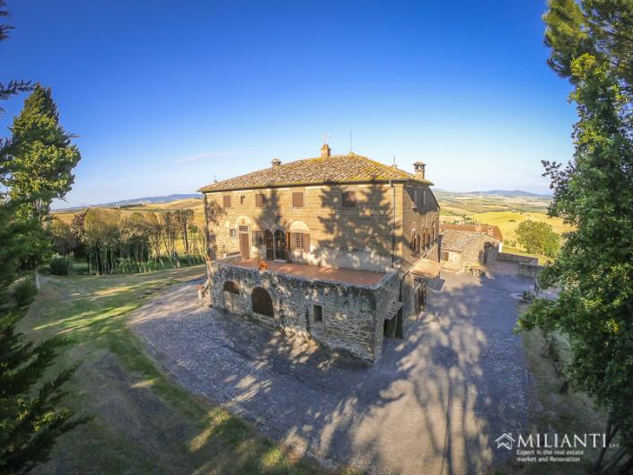 Image No.12-Ferme de 6 chambres à vendre à Montecatini Val di Cecina