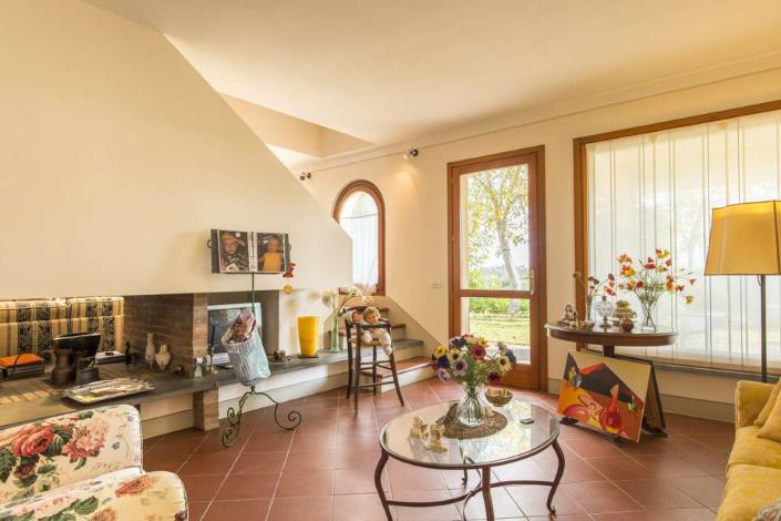 Image No.7-4 Bed House for sale