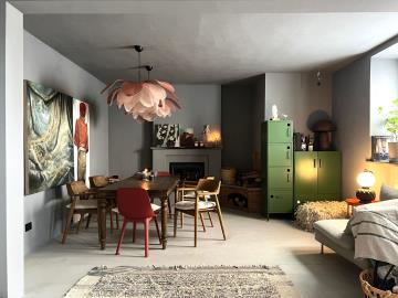 8ca9c779-b20c-483f-8484-0d38e96af38e