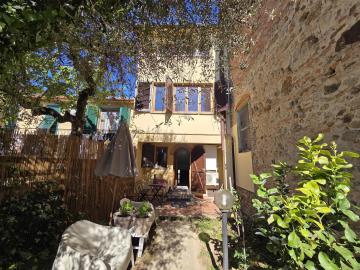 1 - Lajatico, Maison de ville