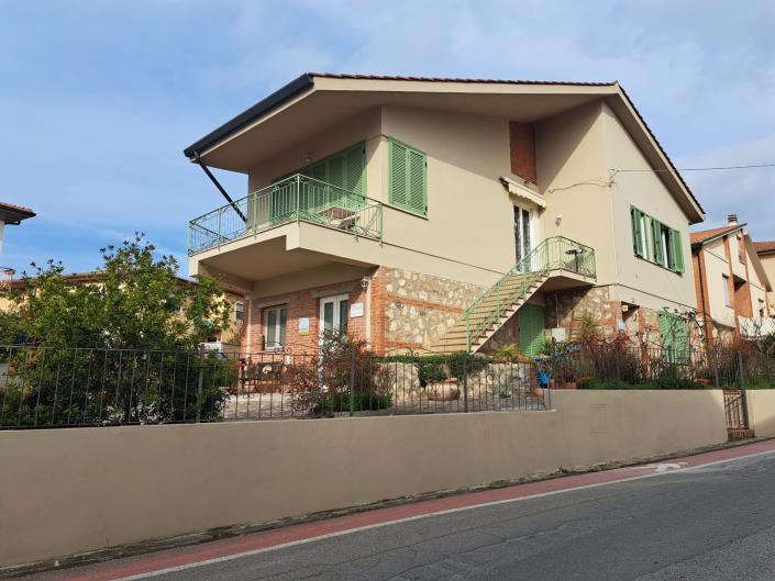 Image No.1-6 Bed House/Villa for sale
