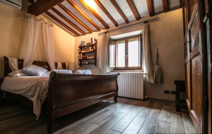 Image No.18-Maison de campagne de 4 chambres à vendre à Montecatini Val di Cecina