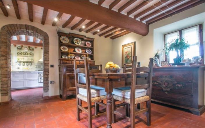 Image No.20-Maison de campagne de 4 chambres à vendre à Montecatini Val di Cecina