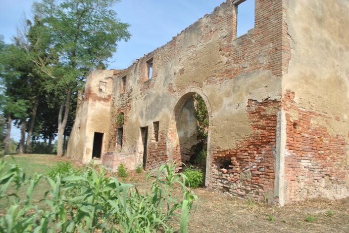 Image No.9-Farmhouse for sale