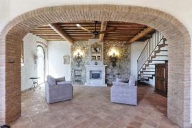 Image No.1-Appartement de 2 chambres à vendre à Volterra