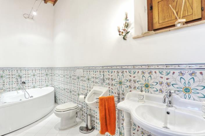 Image No.12-Appartement de 2 chambres à vendre à Volterra