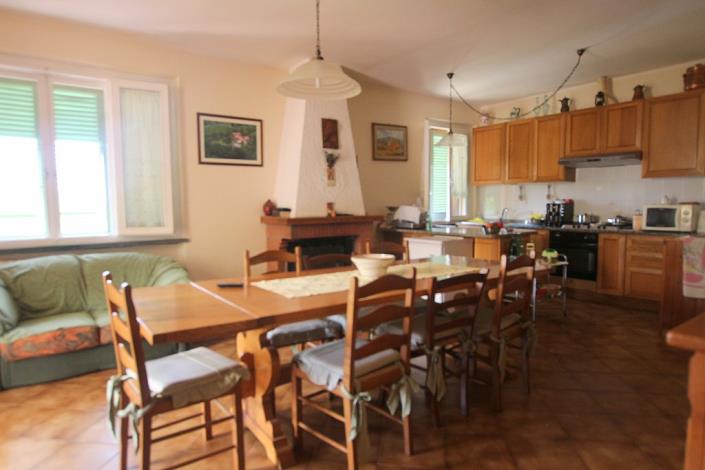 Image No.5-3 Bed Country House for sale