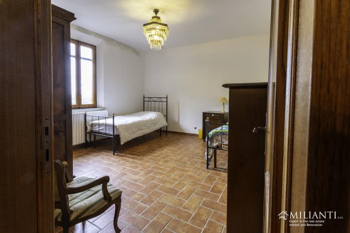 Image No.19-3 Bed Country House for sale