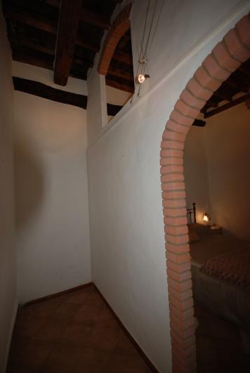 Image No.23-2 Bed Apartment for sale