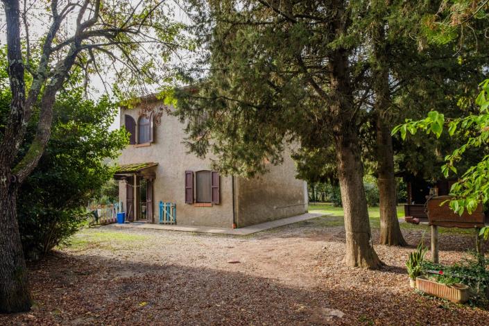 Image No.1-Chalet de 2 chambres à vendre à Volterra