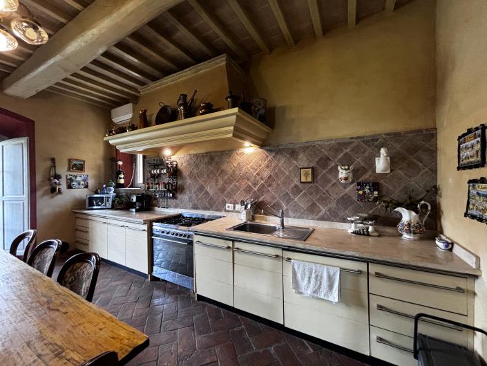 Image No.20-Ferme de 4 chambres à vendre à Volterra