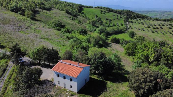 Image No.3-Maison de campagne de 3 chambres à vendre à Pomarance