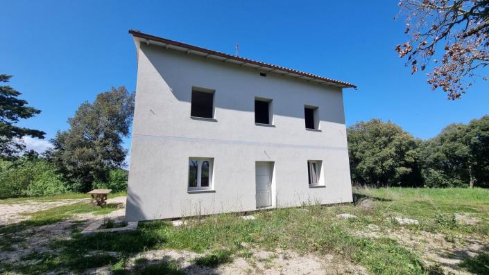 Image No.4-Maison de campagne de 3 chambres à vendre à Pomarance