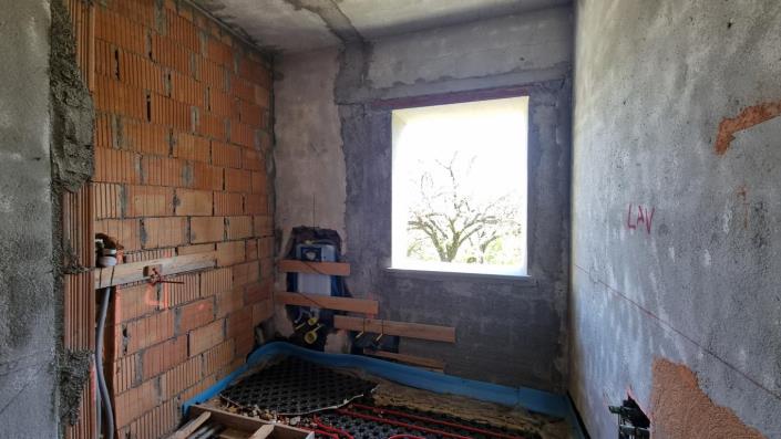 Image No.11-Maison de campagne de 3 chambres à vendre à Pomarance