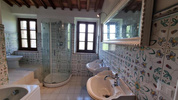 Image No.11-Appartement de 2 chambres à vendre à Volterra