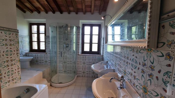 Image No.12-Appartement de 2 chambres à vendre à Volterra