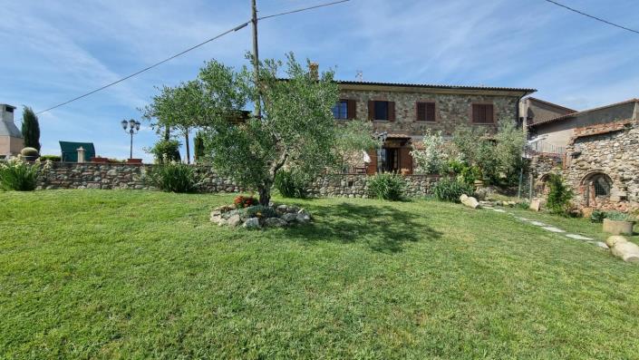 Image No.3-Propriété de pays de 7 chambres à vendre à Montecatini Val di Cecina