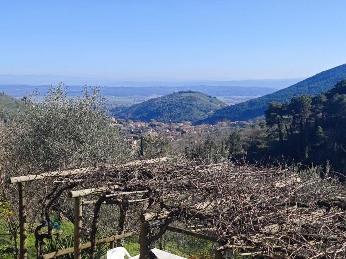 Image No.26-6 Bed Farmhouse for sale