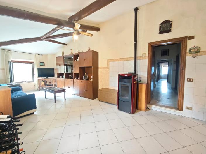 Image No.11-3 Bed Apartment for sale