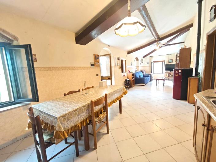 Image No.12-3 Bed Apartment for sale