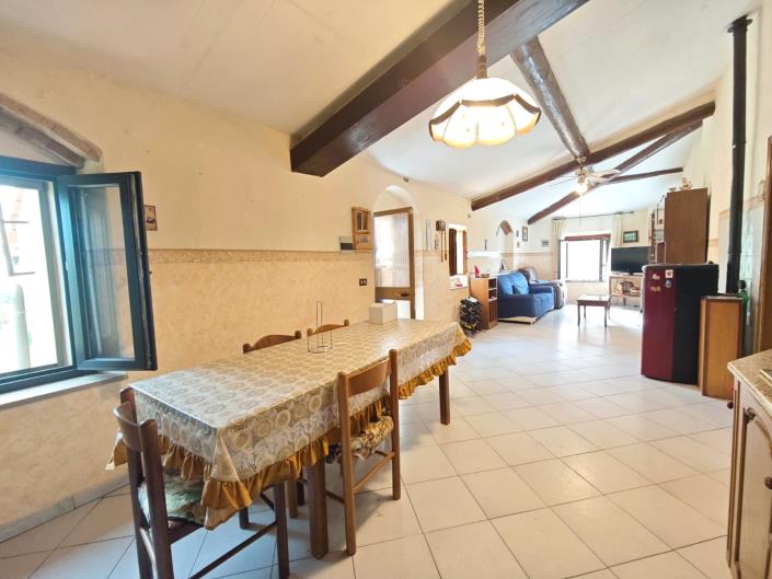 Image No.14-3 Bed Apartment for sale