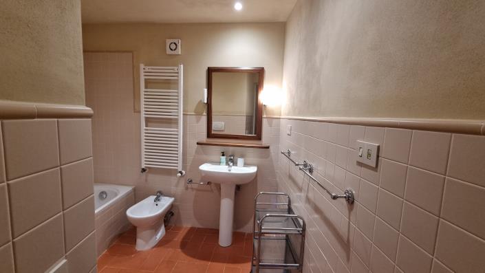 Image No.15-Appartement de 2 chambres à vendre à Terricciola